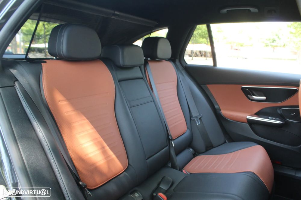 Mercedes-Benz C 300 e AMG Line - 44