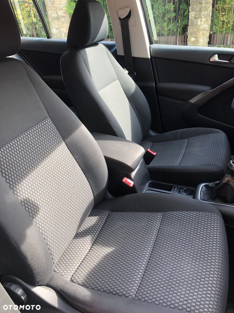 Volkswagen Tiguan - 17