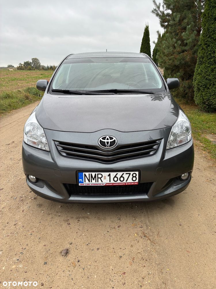 Toyota Verso - 6