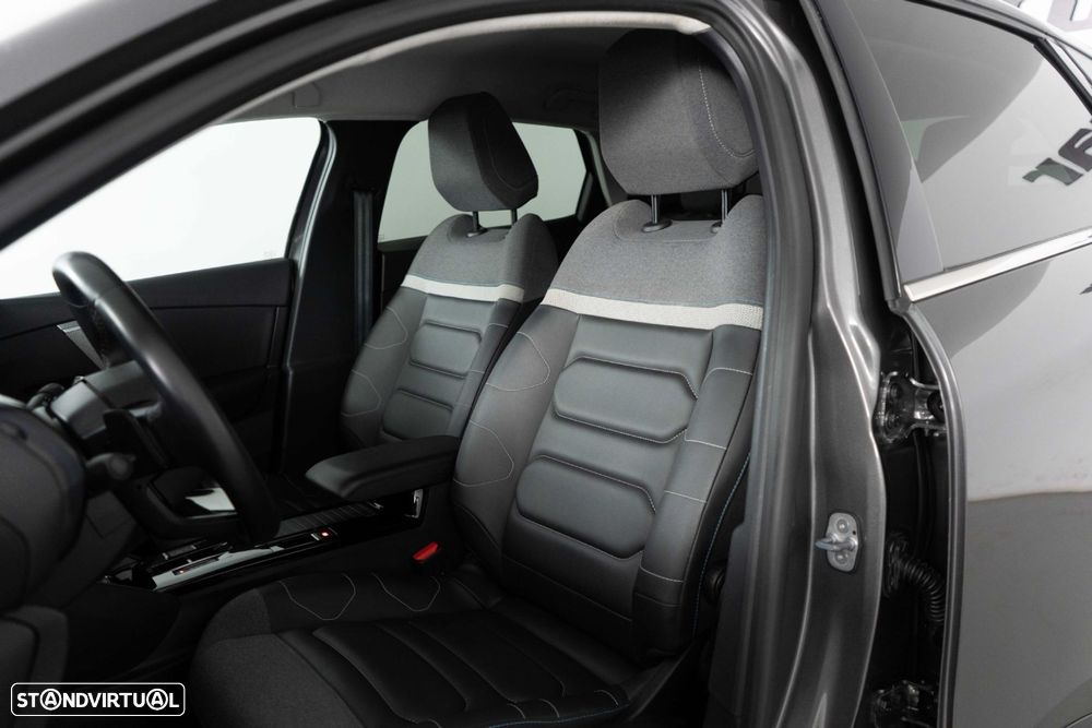 Citroën C4 1.2 PureTech Shine EAT8 - 10