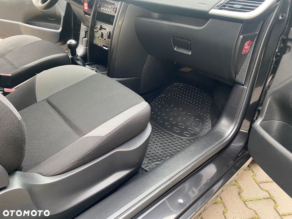 Peugeot 207 95 VTi Urban Move - 11