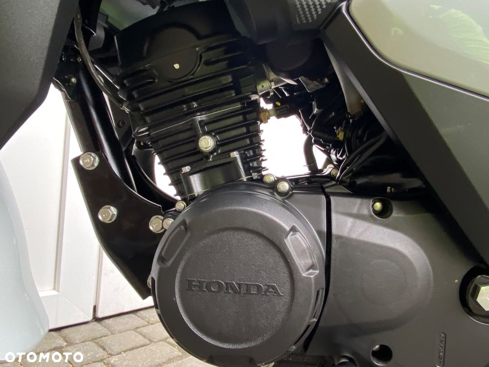 Honda CBF - 30
