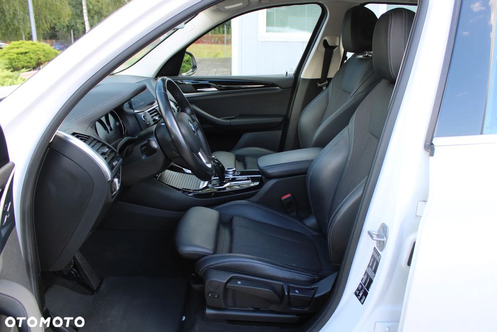 BMW X3 xDrive20i GPF xLine - 15
