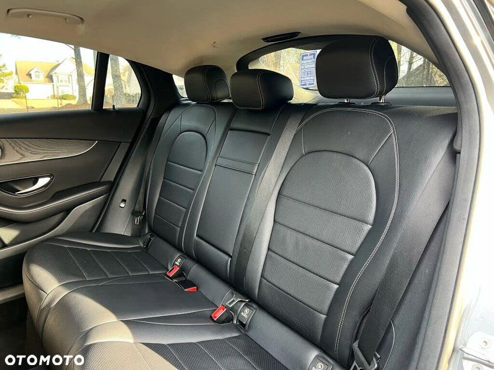 Mercedes-Benz GLC - 25