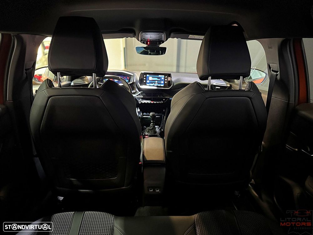 Peugeot 2008 1.2 PureTech GT - 36
