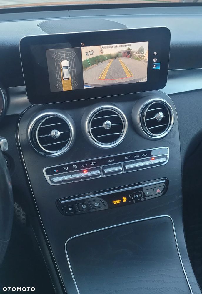 Mercedes-Benz GLC 200 d 4-Matic - 12