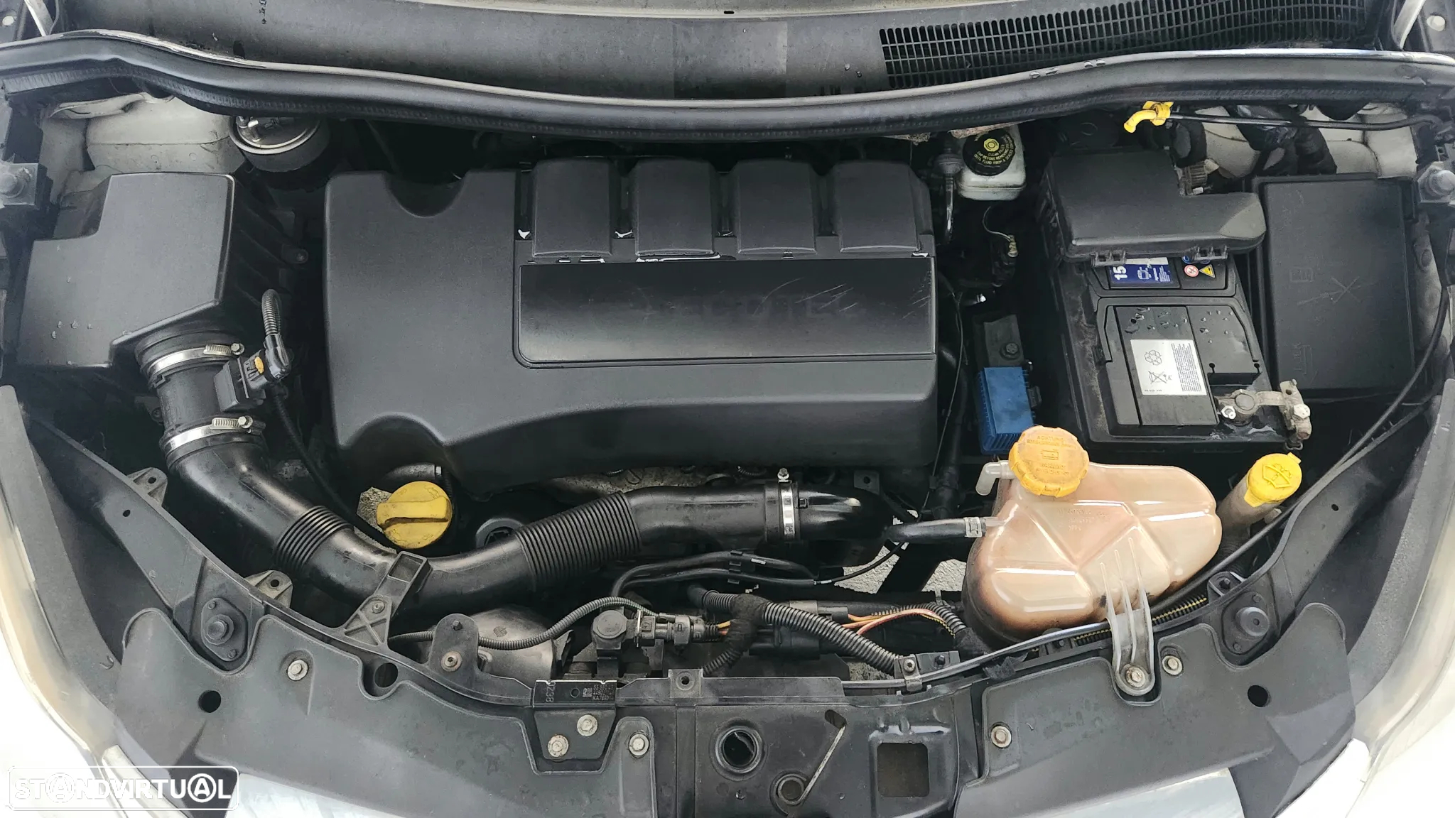Opel Corsa 1.3 CDTi Enjoy EcoFLEX - 4