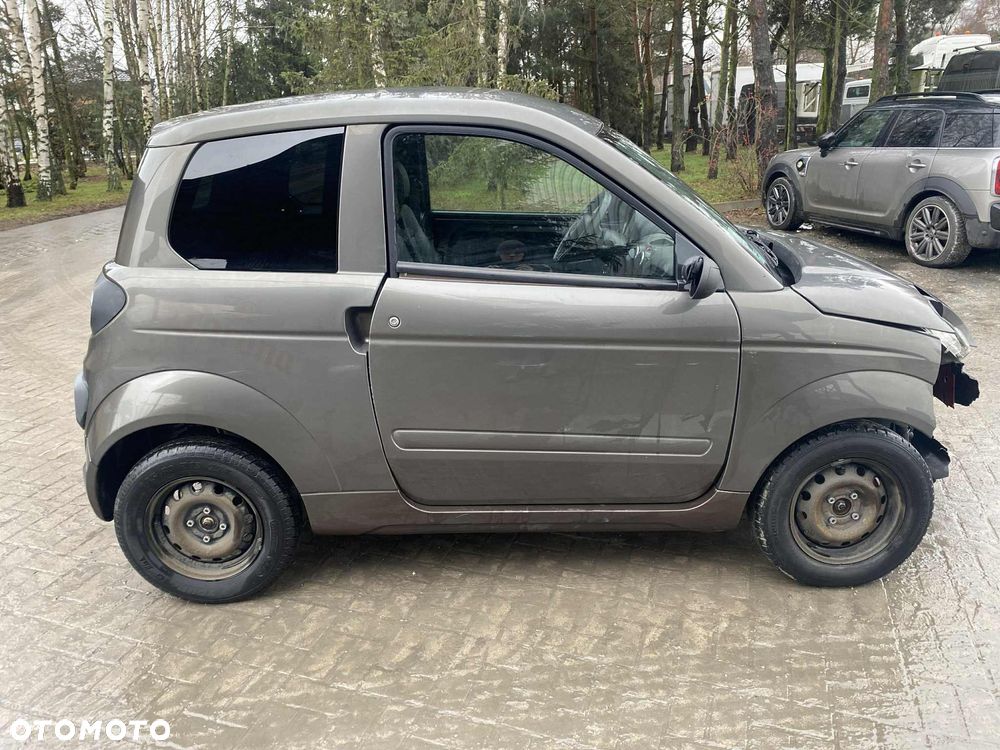 Microcar M.GO - 8