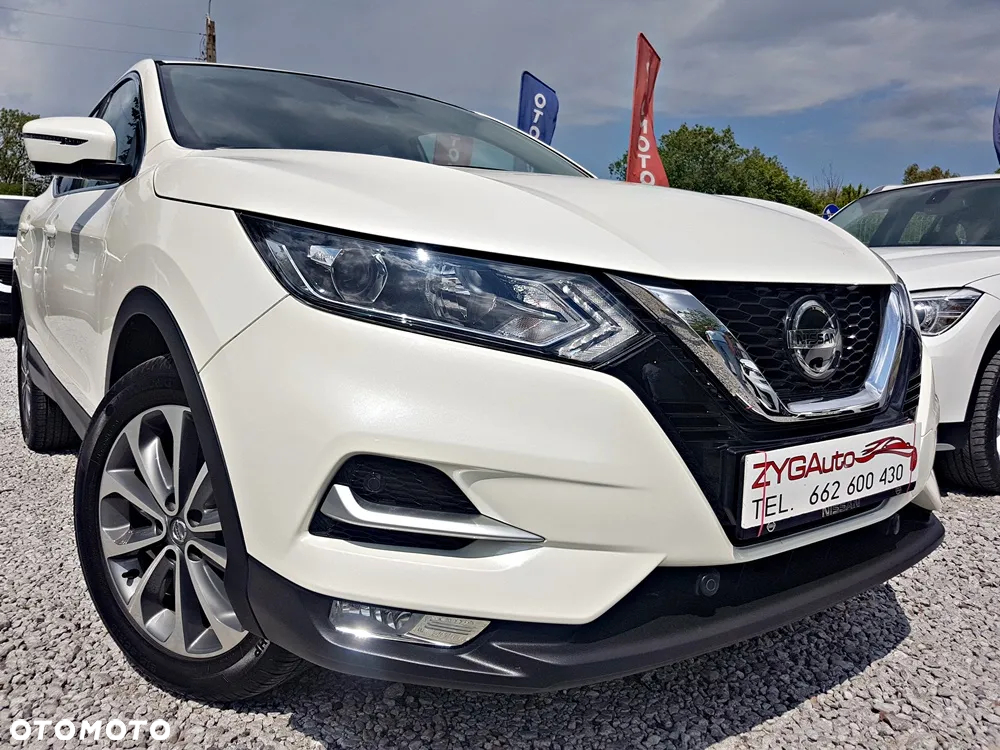 Nissan Qashqai 1.3 DIG-T DCT TEKNA+ - 2