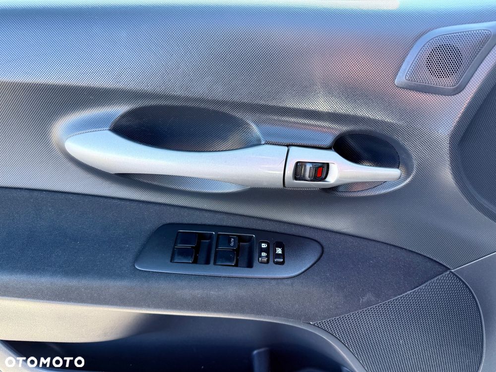 Toyota Auris 1.6 VVT-i Multimode Executive - 24