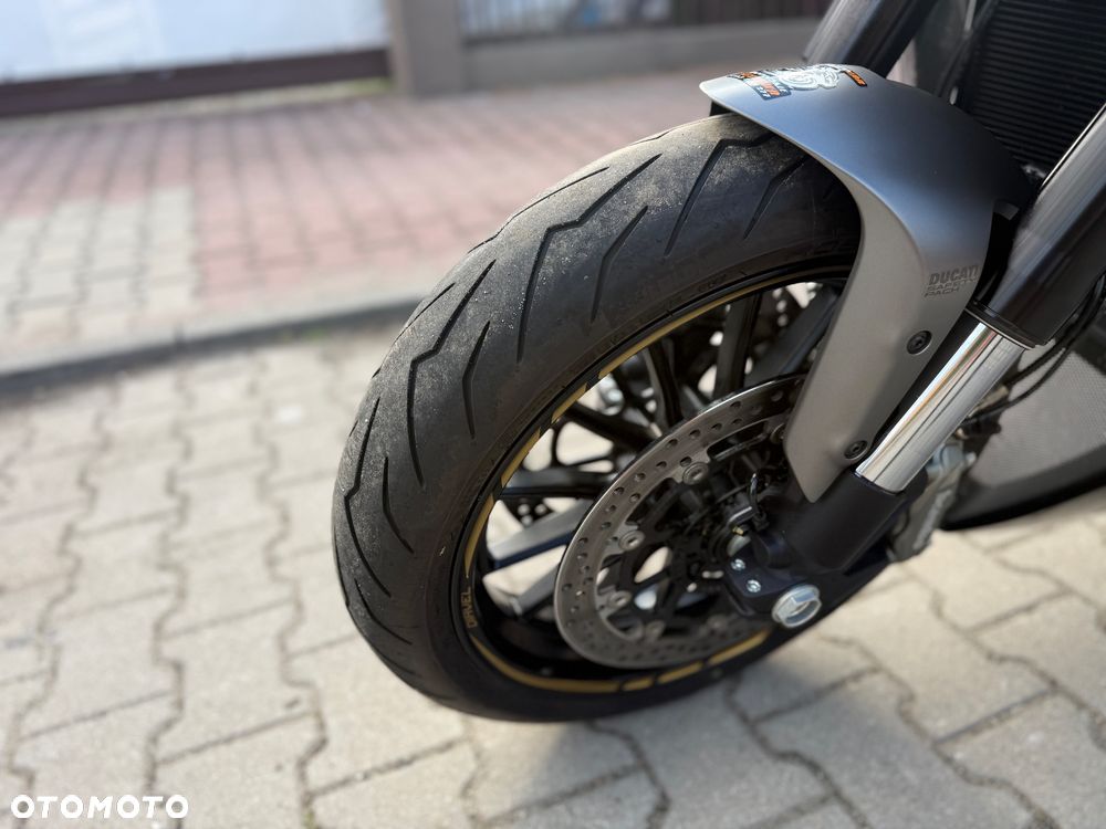 Ducati Diavel - 25