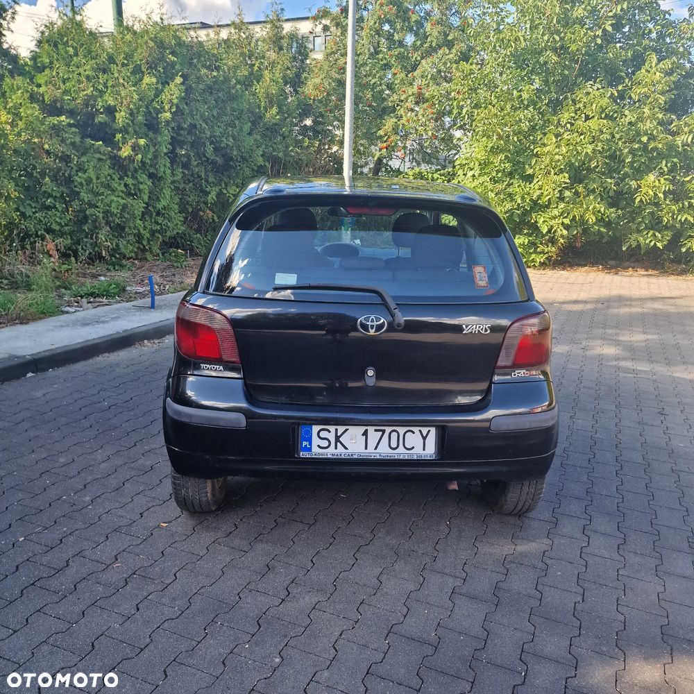 Toyota Yaris 2004 photo 4