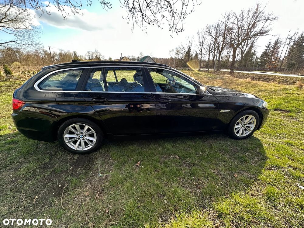 BMW Seria 5 520i Touring - 5
