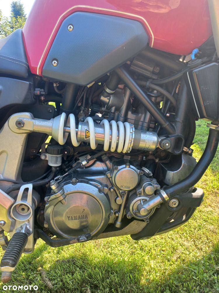 Yamaha MT - 16