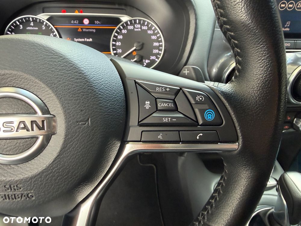 Nissan Juke 1.0 DIG-T N-Connecta DCT - 11