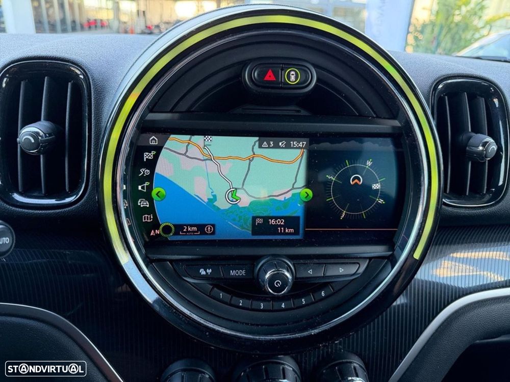 MINI Countryman Cooper SE ALL4 Auto - 13