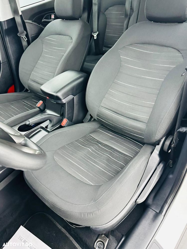 Hyundai ix35 1.6 2WD Classic - 18