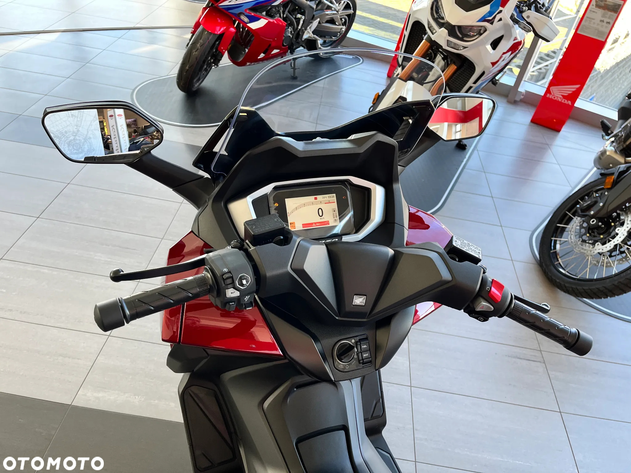 Honda NSS - 9