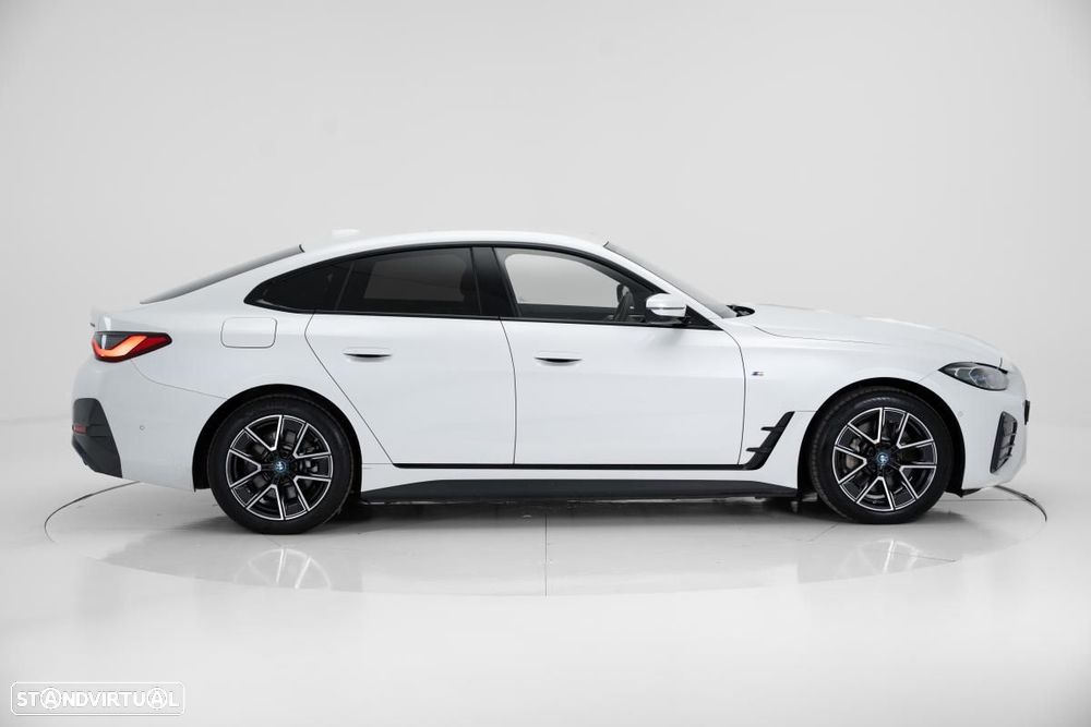 BMW i4 eDrive40 Pack Desportivo M - 3