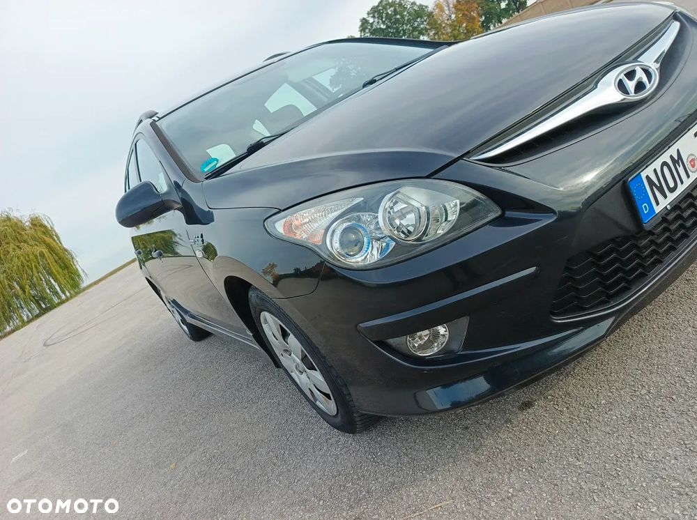 Hyundai i30 i30cw 1.4 blue Comfort - 12
