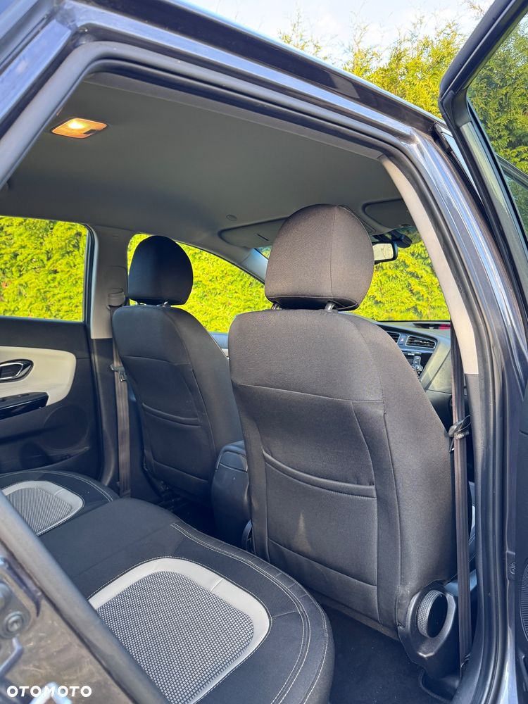 Kia Ceed 1.6 CRDi 128 97g Edition 7 - 18
