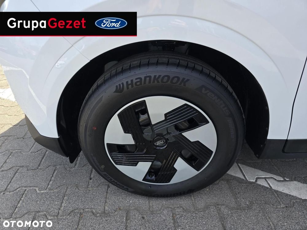 Ford Transit Courier - 15