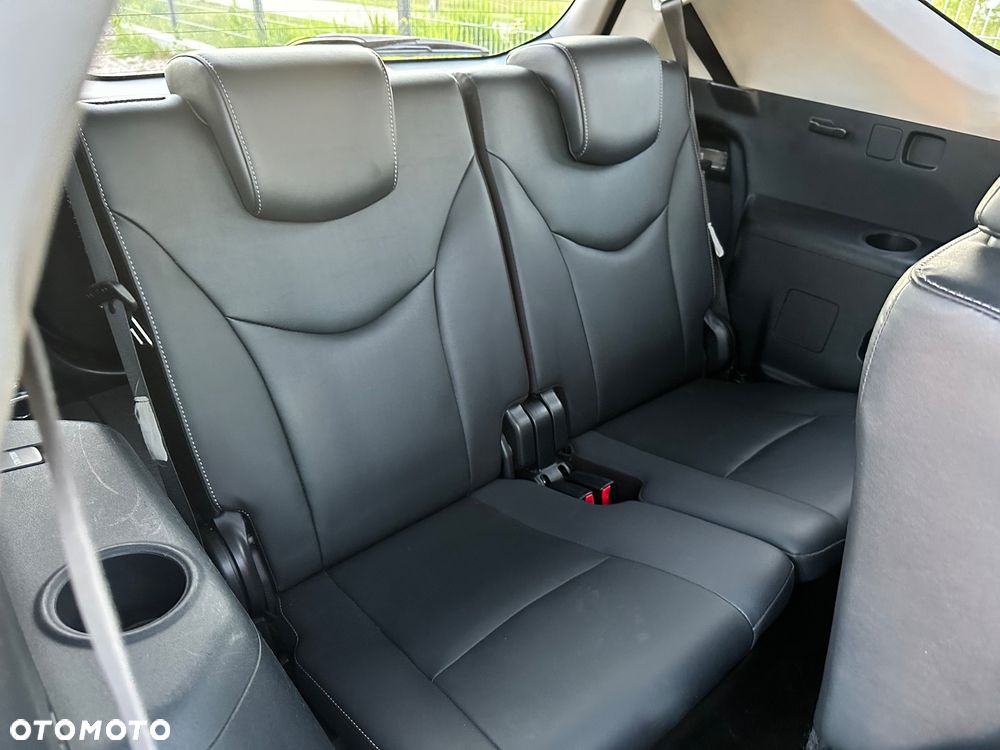 Toyota Prius+ (Hybrid) Executive - 28