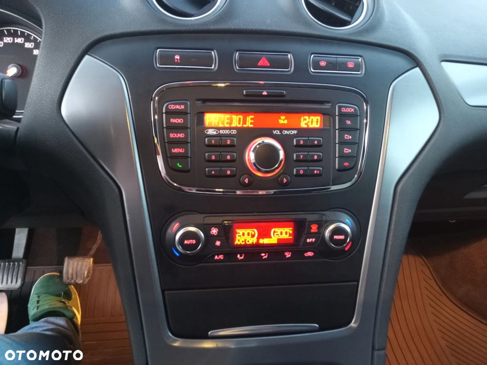 Ford Mondeo 2.0 Titanium - 21