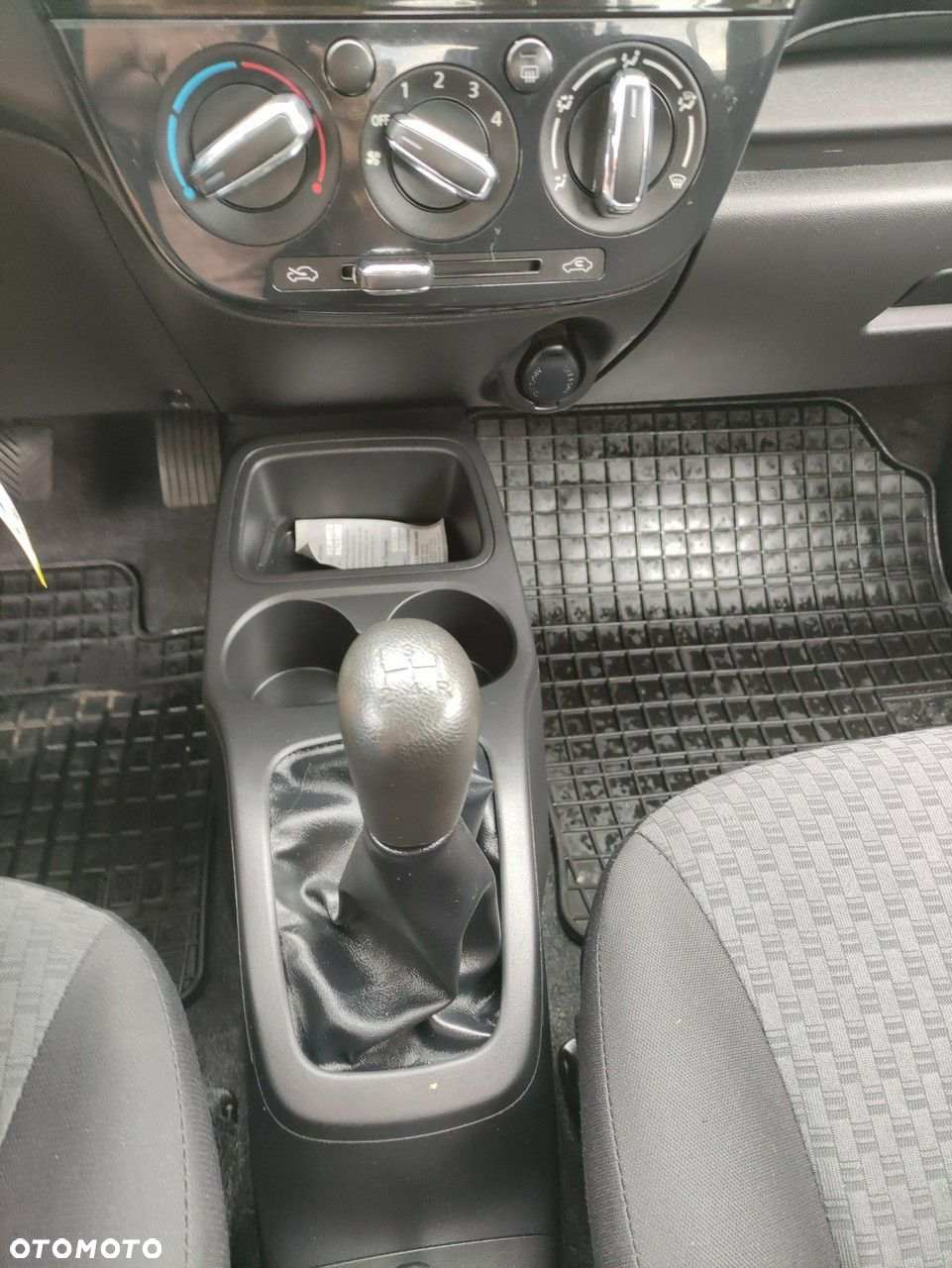 Mitsubishi Space Star - 20