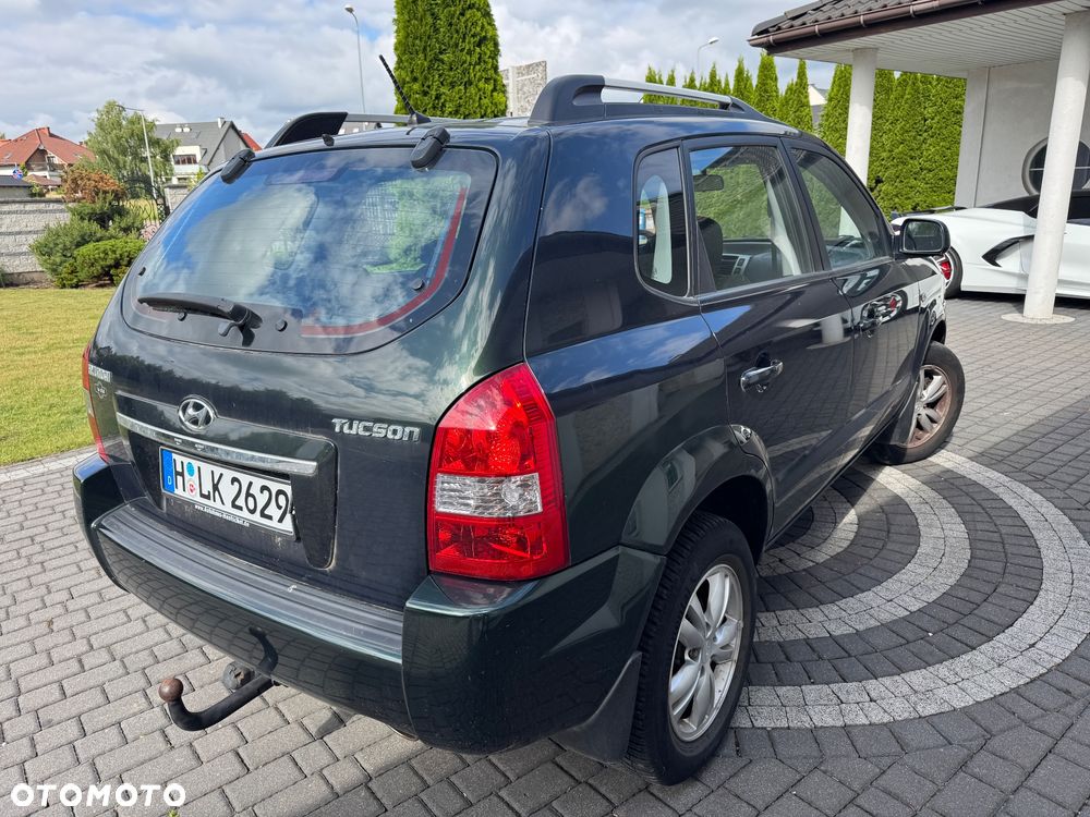 Hyundai Tucson 2.0 2WD Team 08 - 6