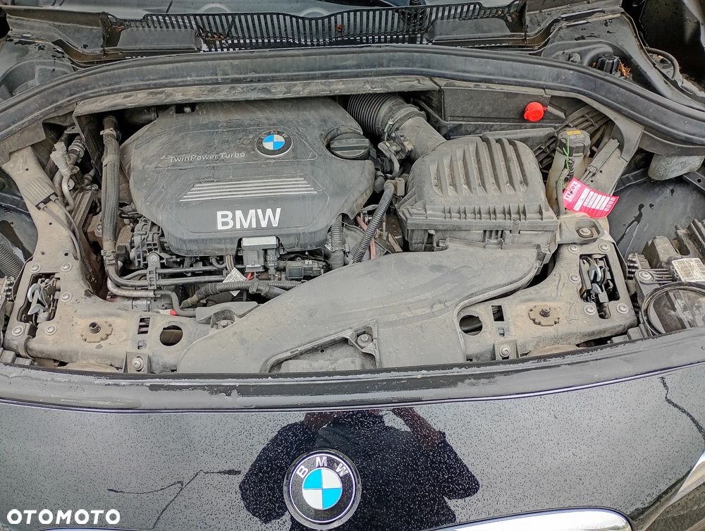 BMW Seria 2 220d xDrive - 11