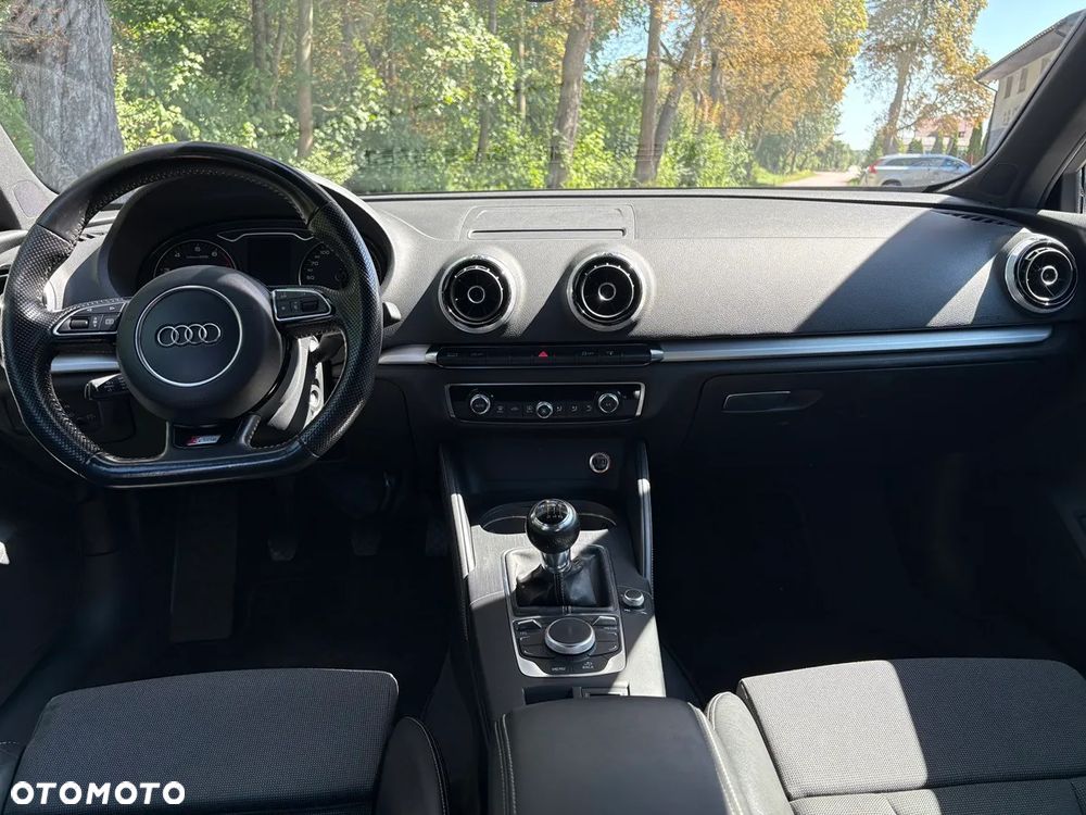 Audi A3 Sportback - 11