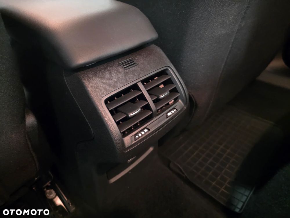 Citroën C4 1.2 PureTech Feel S&S - 29