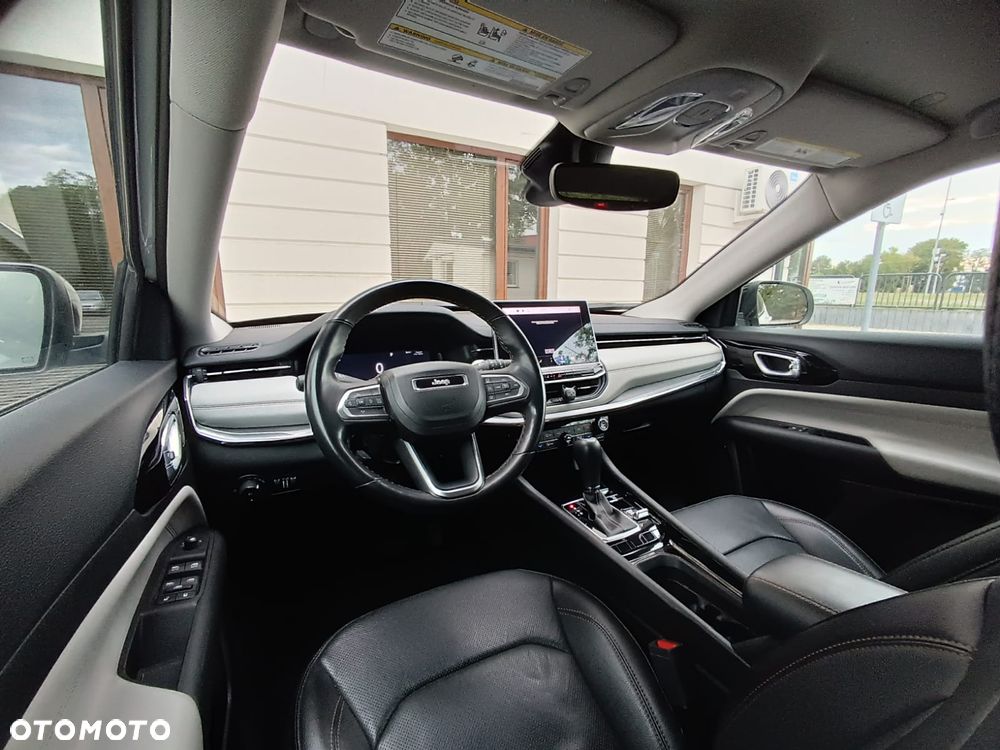 Jeep Compass - 11