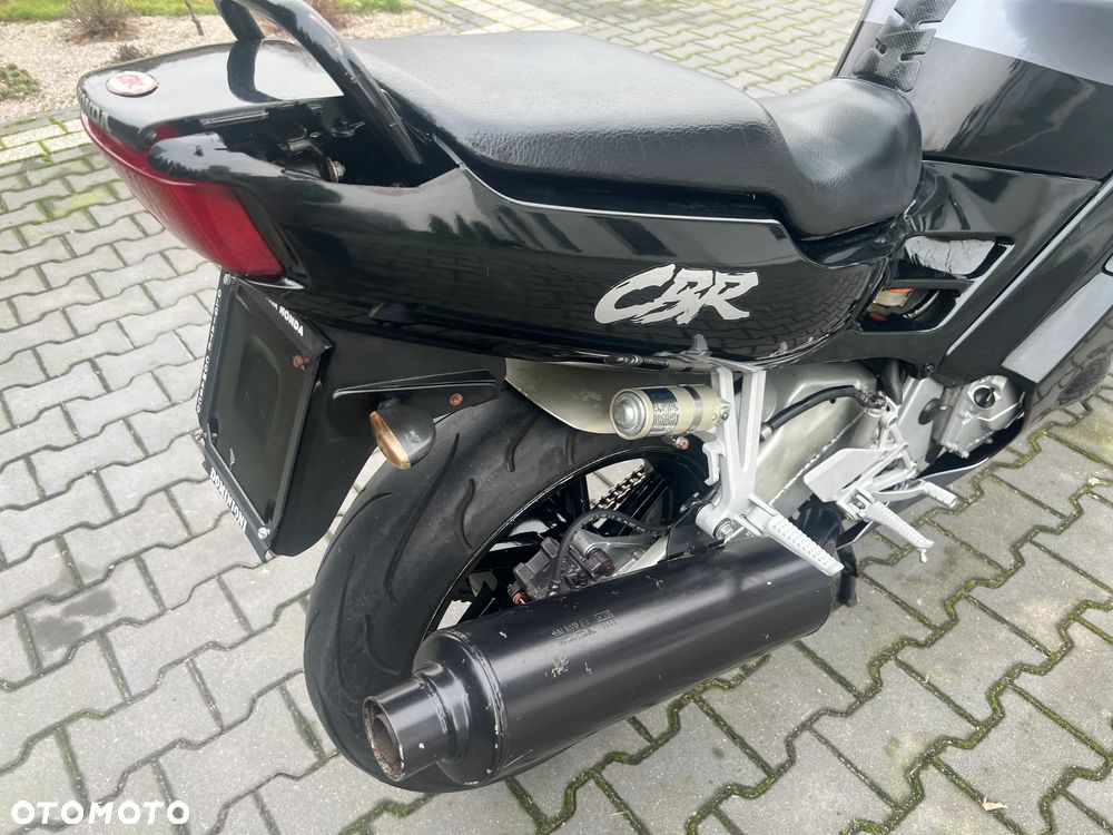 Honda CBR - 12