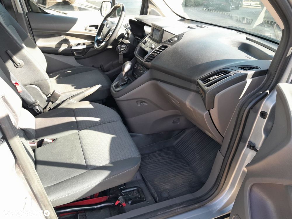 Ford Transit Connect - 3