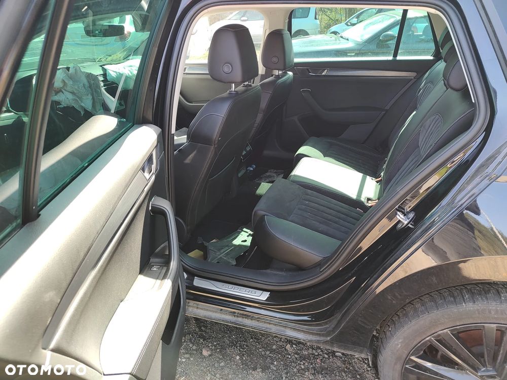 Skoda Superb 2.0 TDI 4x4 DSG Ambition - 19