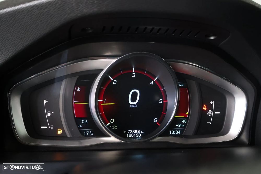 Volvo V60 1.6 D2 Drive Momentum Start/Stop - 15