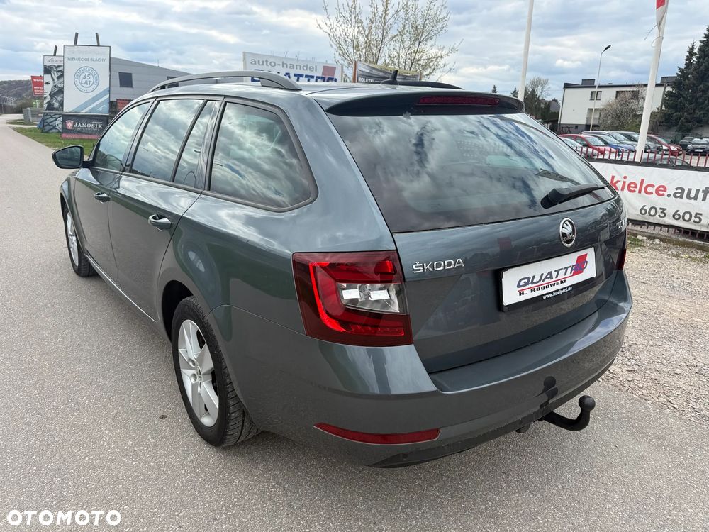 Skoda Octavia 1.6 TDI DSG Style - 3