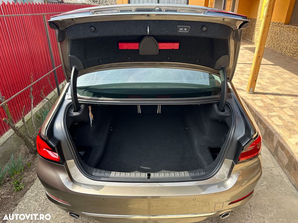 BMW Seria 5 520d AT - 19