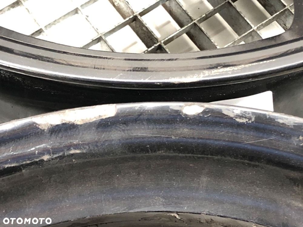 FELGI ALUMINIOWE KOMPLET 18 8J 5X112 ET35 ŚRODEK CENTR. 70.1  AUDI A4 B8 (8K2) 2007 - 2015 - 10