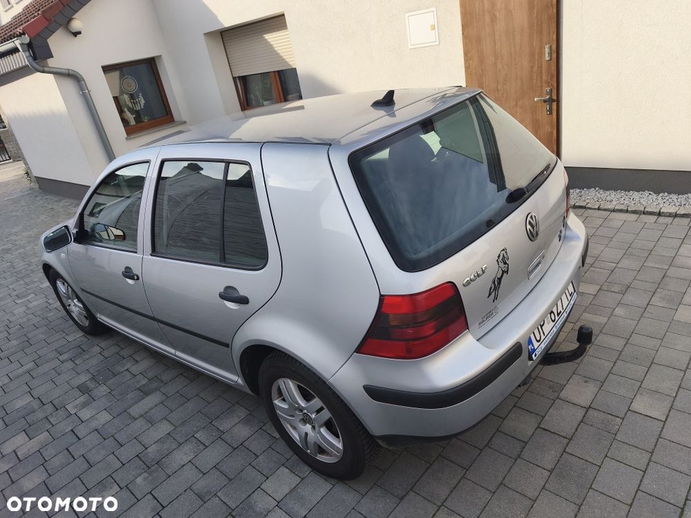 Volkswagen Golf 2002 photo 4