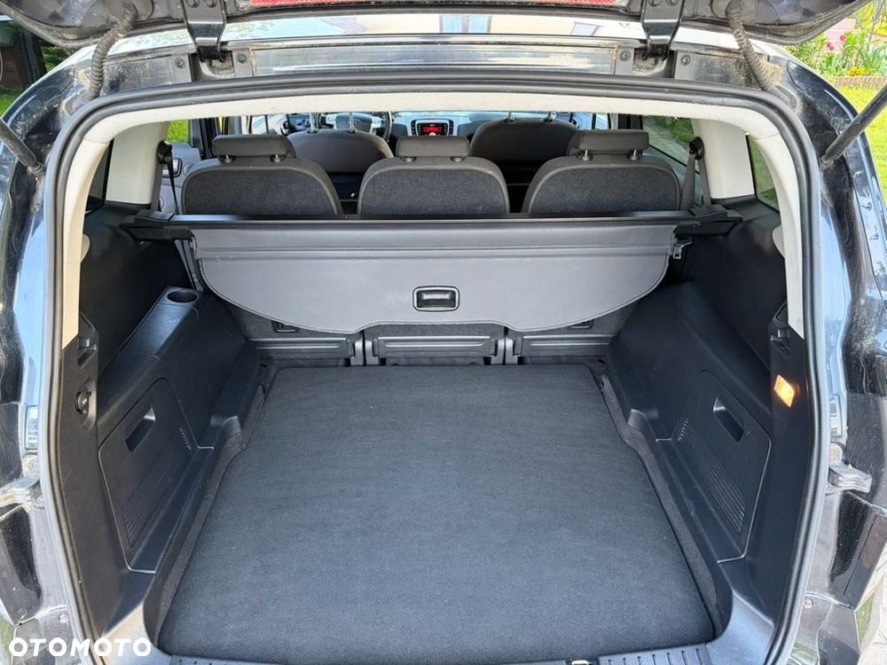 Ford S-Max 2.0 Titanium - 8