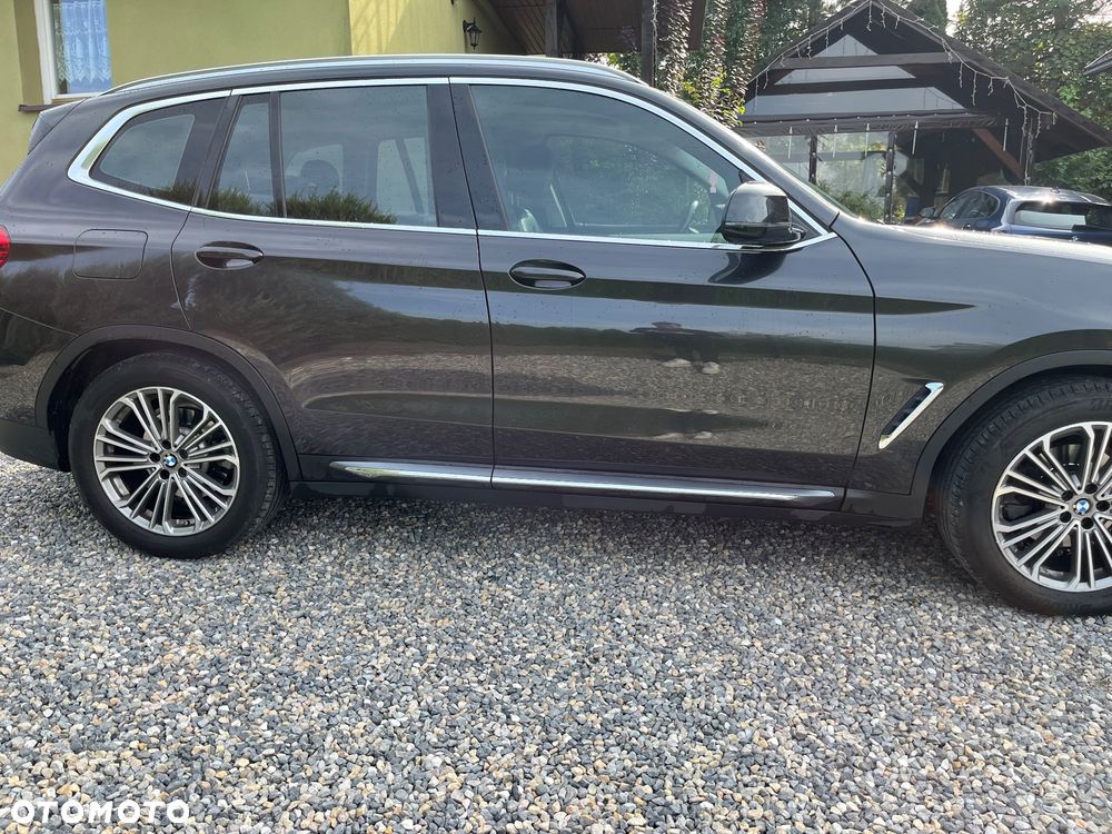 BMW X3 xDrive20d Luxury Line - 4
