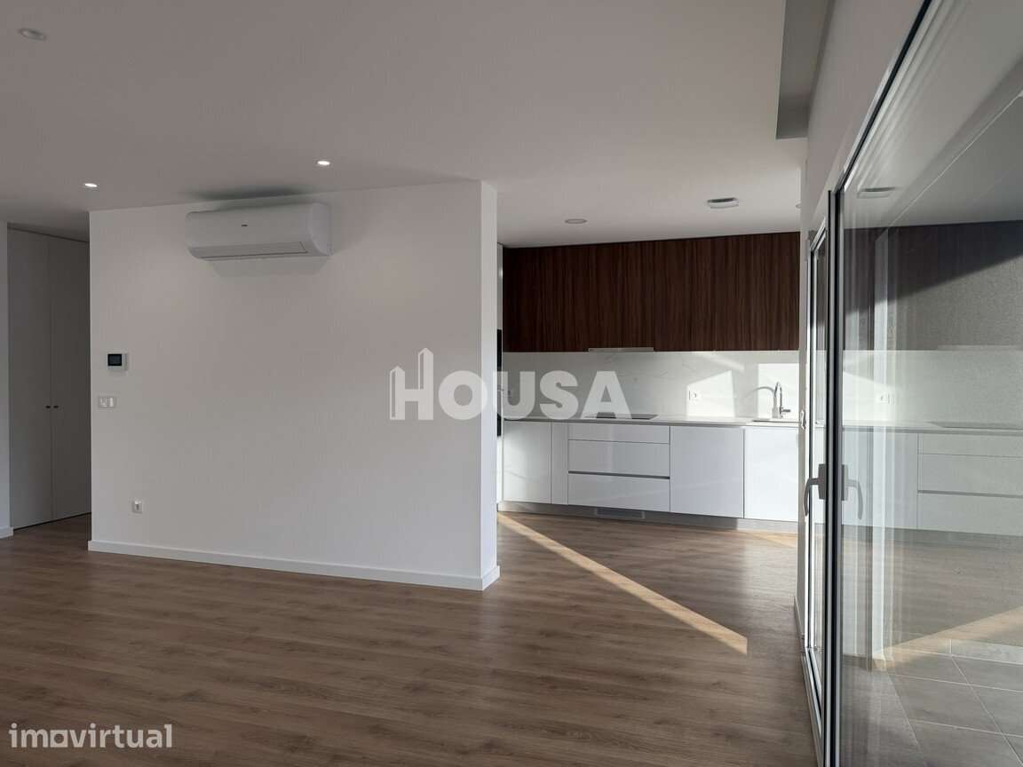Apartamento T3 Novo com Terraço, Jardim Privativo e Garagem para 2... - Grande imagem: 5/38