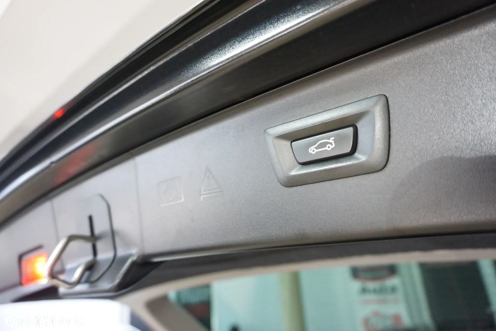 BMW Seria 5 525d Luxury Line - 18