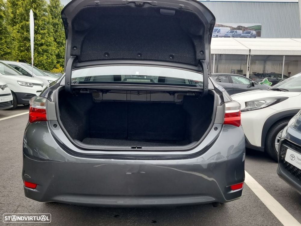 Toyota Corolla - 11