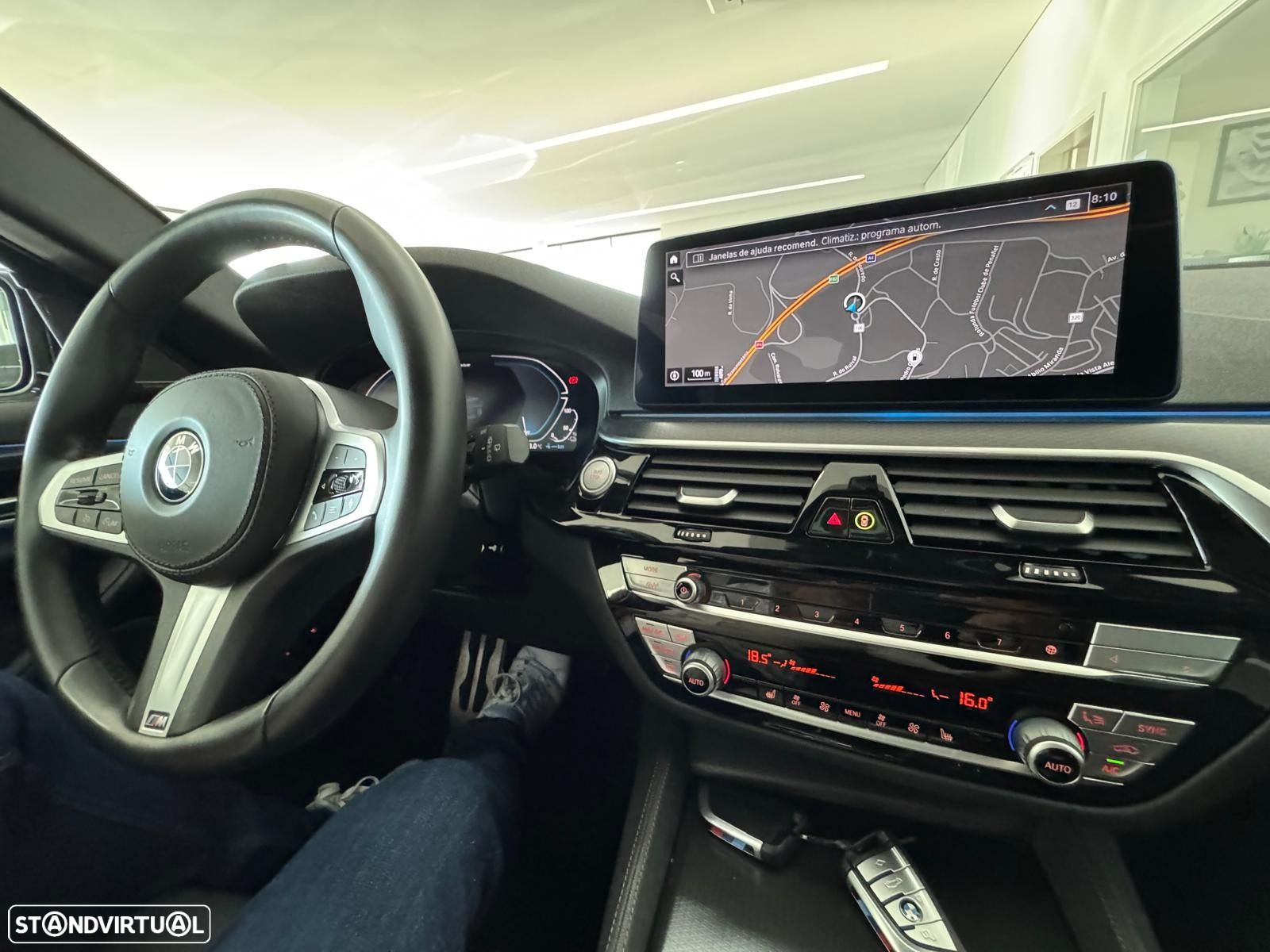 BMW 530 e Pack Desportivo M - 25