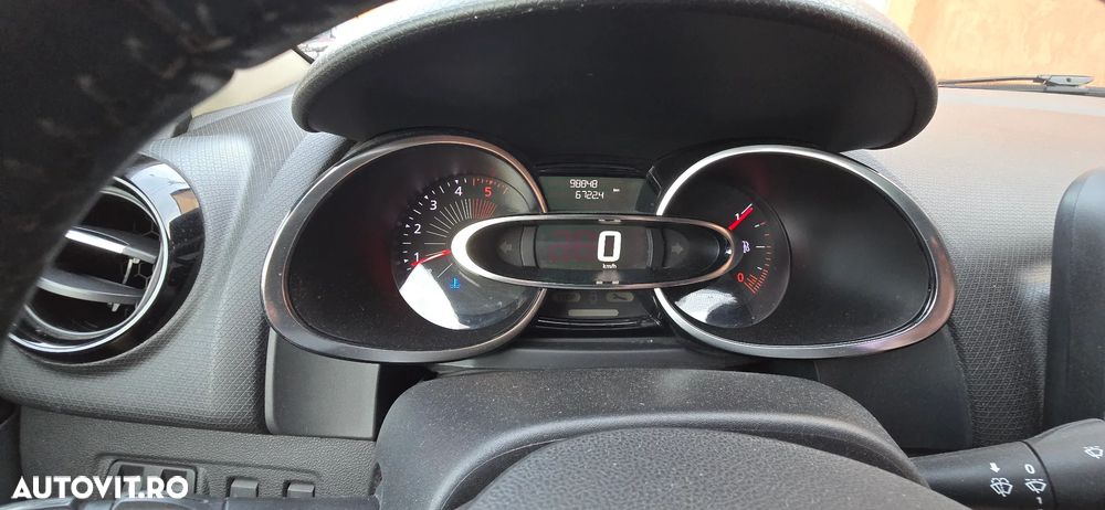 Renault Clio 1.5 dCi Zen - 9