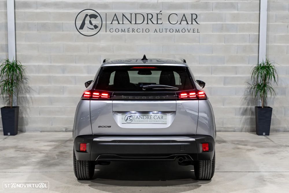 Peugeot 2008 1.2 PureTech Allure - 8